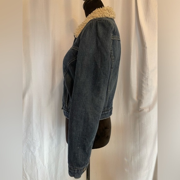 Levi’s Distressed Fleece Lined Denim Button Down Coat Juniors Size Medium - Picture 3 of 9